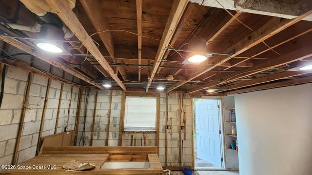 1531 S Orlando Avenue, Cocoa Beach, FL 32931