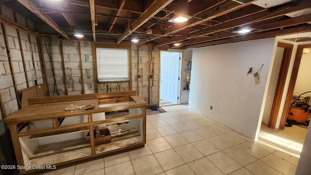 1531 S Orlando Avenue, Cocoa Beach, FL 32931