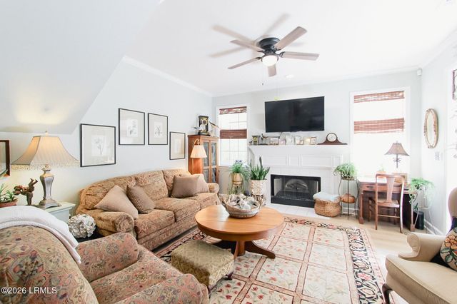 10 Mariners Court, Port Royal, SC 29935