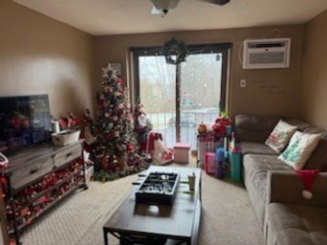 139 King Street 204, Franklin, MA 02038