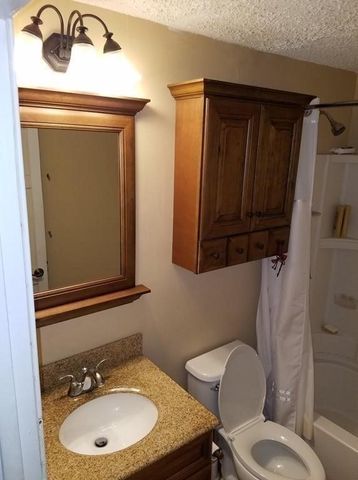 139 King Street 204, Franklin, MA 02038