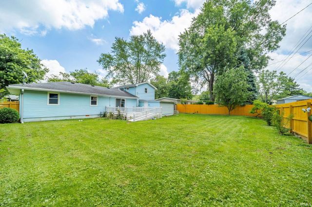1609 S Irvington Drive, Yorktown, IN 47396