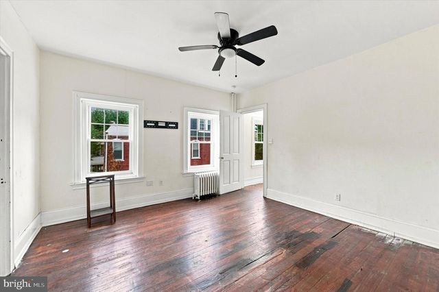364 E CHURCH LN, Philadelphia, PA 19144