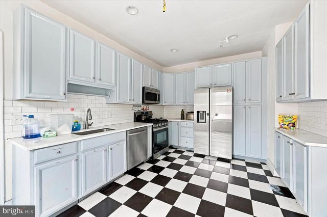 364 E CHURCH LN, Philadelphia, PA 19144