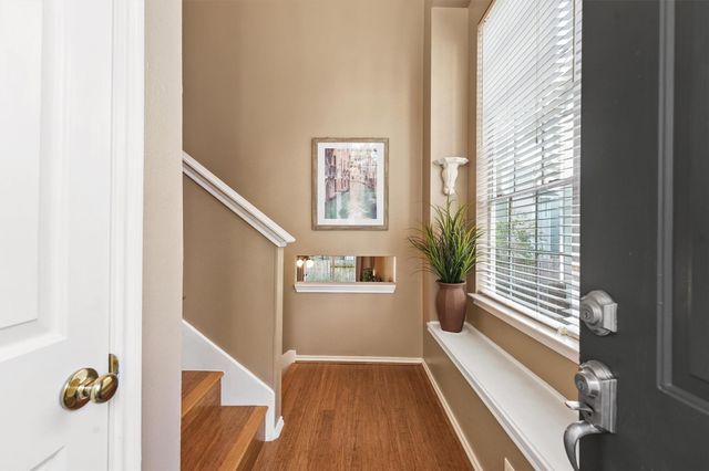 195 S Walden Elms Circle, The Woodlands, TX 77382