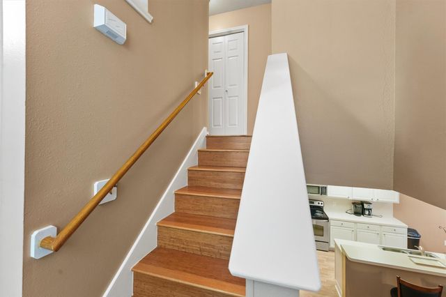 195 S Walden Elms Circle, The Woodlands, TX 77382