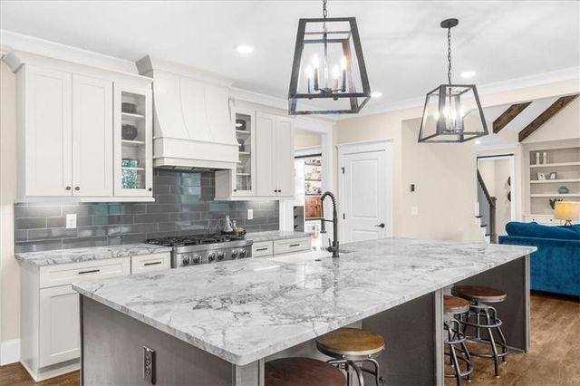 7560 Crestline Drive, Dawsonville, GA 30534