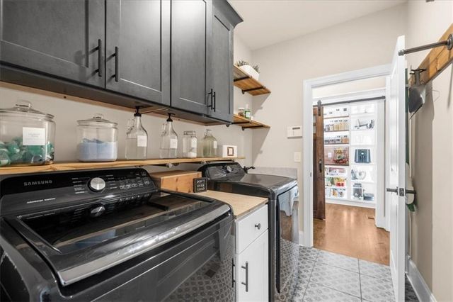 7560 Crestline Drive, Dawsonville, GA 30534