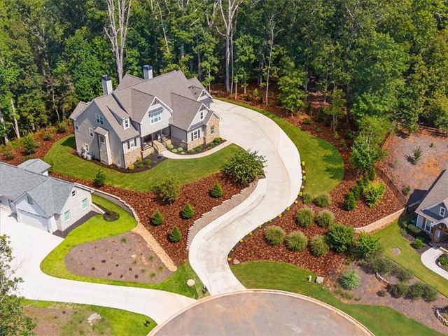 7560 Crestline Drive, Dawsonville, GA 30534