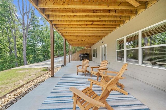 7560 Crestline Drive, Dawsonville, GA 30534