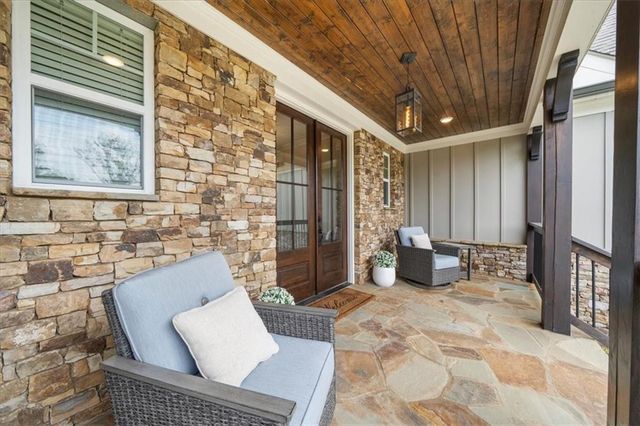 7560 Crestline Drive, Dawsonville, GA 30534