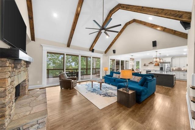 7560 Crestline Drive, Dawsonville, GA 30534