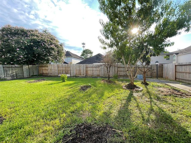 11023 Avery Trace Court, Houston, TX 77065