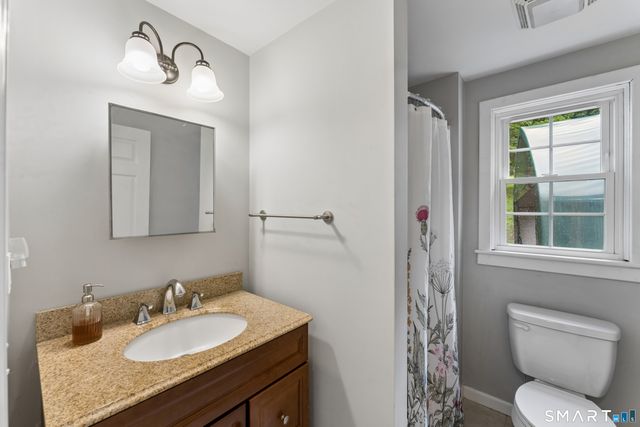 29 Poverty Hollow Road, Newtown, CT 06470