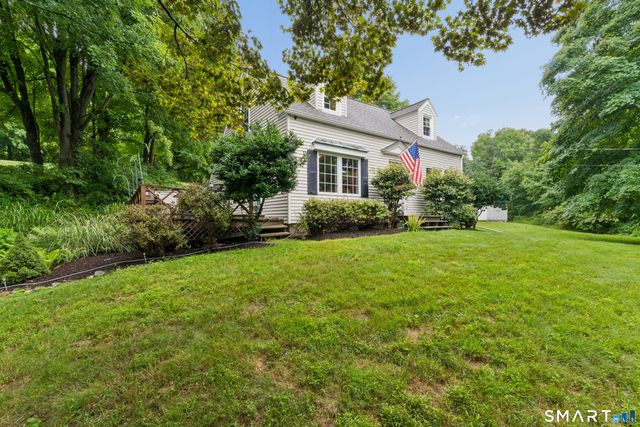 29 Poverty Hollow Road, Newtown, CT 06470