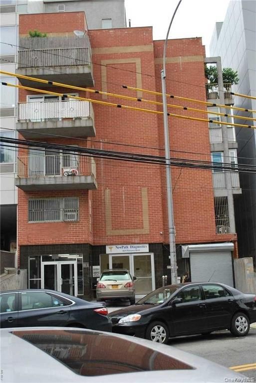 42-11 Parsons Boulevard 1B, Flushing, NY 11355 — exterior