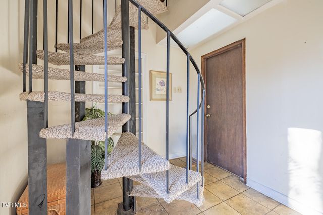 201 Tamassee Drive, Johnson City, TN 37601