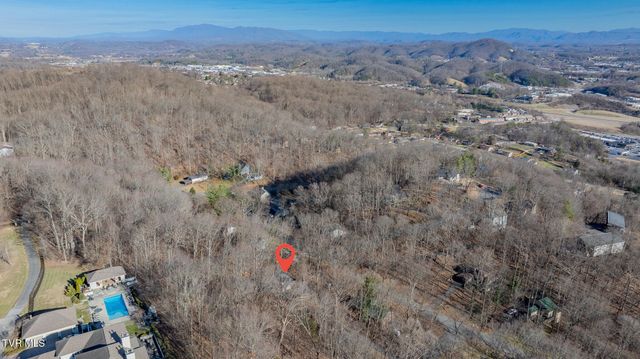 201 Tamassee Drive, Johnson City, TN 37601