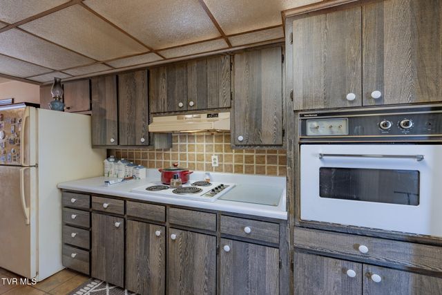 201 Tamassee Drive, Johnson City, TN 37601