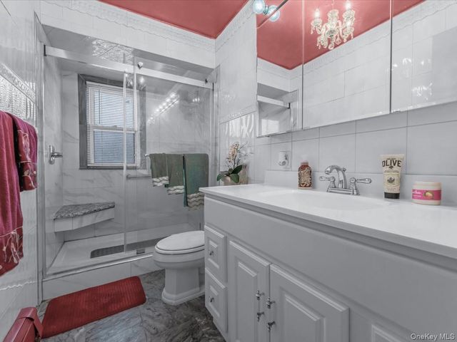 1083 Northgate Court, Uniondale, NY 11553