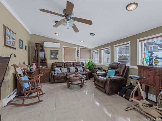 1083 Northgate Court, Uniondale, NY 11553