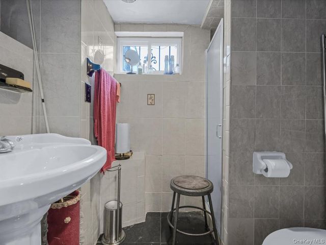 1083 Northgate Court, Uniondale, NY 11553