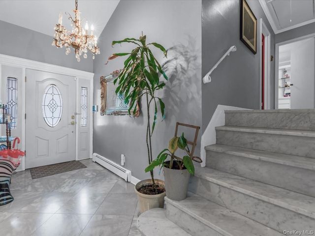 1083 Northgate Court, Uniondale, NY 11553