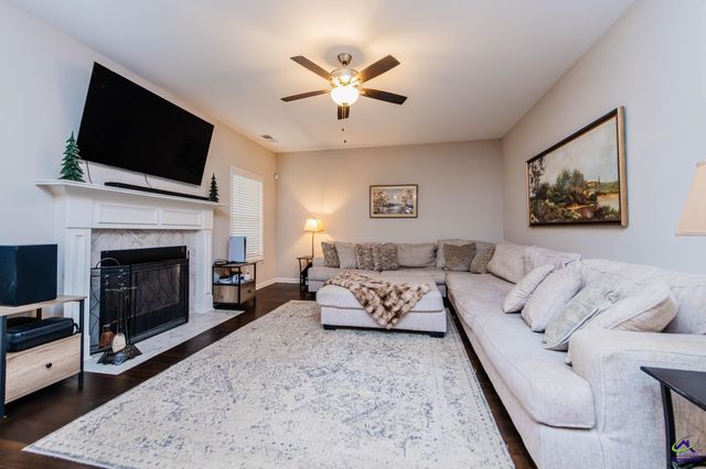 223 Shoshone Circle, Kathleen, GA 31047