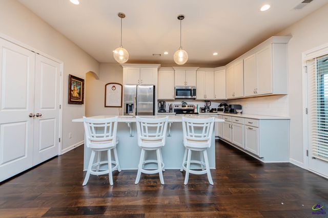 223 Shoshone Circle, Kathleen, GA 31047