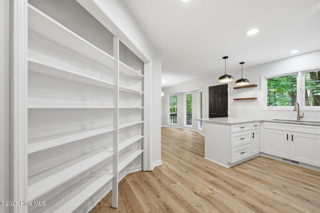 200 Devonshire Avenue W, Seven Lakes, NC 27376