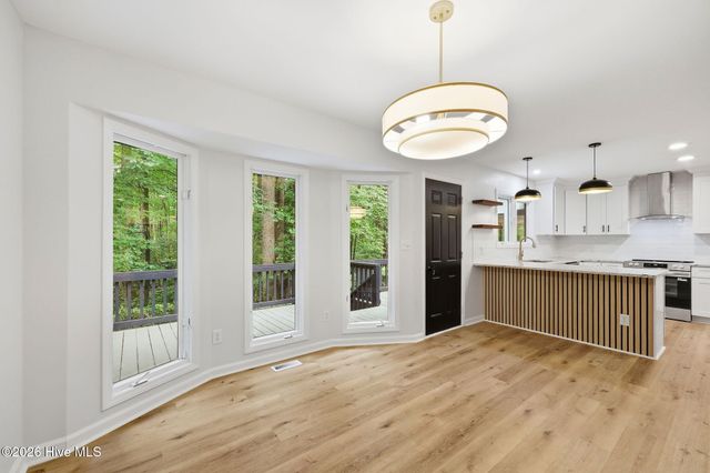 200 Devonshire Avenue W, Seven Lakes, NC 27376
