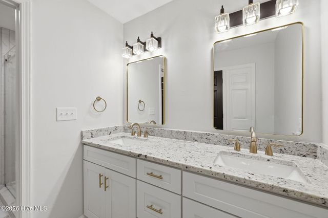 200 Devonshire Avenue W, Seven Lakes, NC 27376