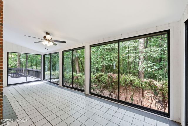 200 Devonshire Avenue W, Seven Lakes, NC 27376