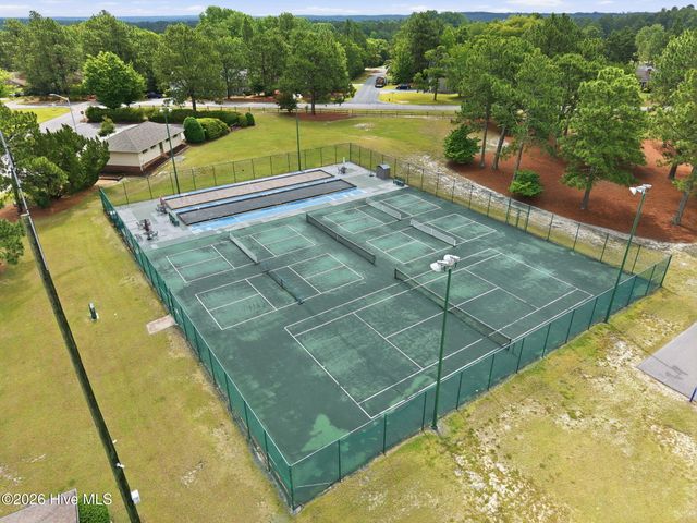 200 Devonshire Avenue W, Seven Lakes, NC 27376