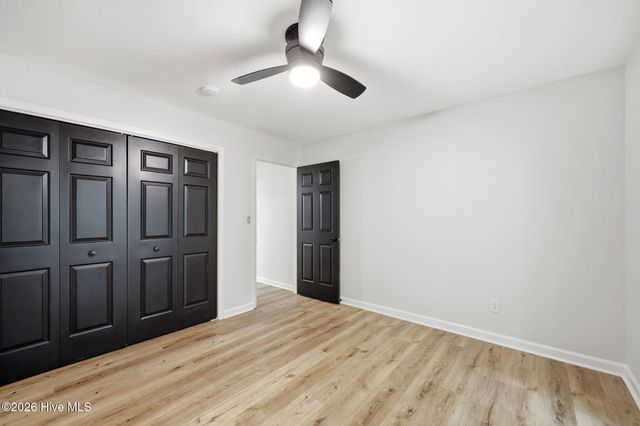 200 Devonshire Avenue W, Seven Lakes, NC 27376
