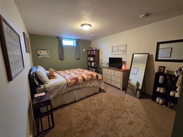 3336 Sanford Lane, Eau Claire, WI 54703