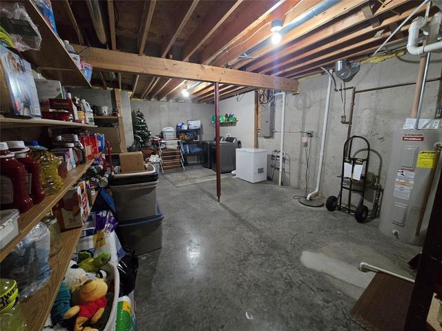 3336 Sanford Lane, Eau Claire, WI 54703