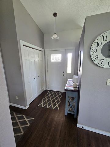 3336 Sanford Lane, Eau Claire, WI 54703