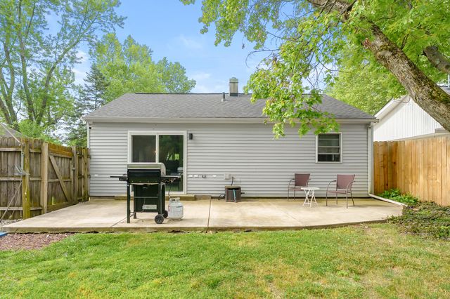 606 Pleasant Avenue, Kalamazoo, MI 49008