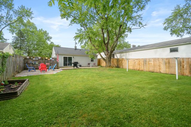 606 Pleasant Avenue, Kalamazoo, MI 49008