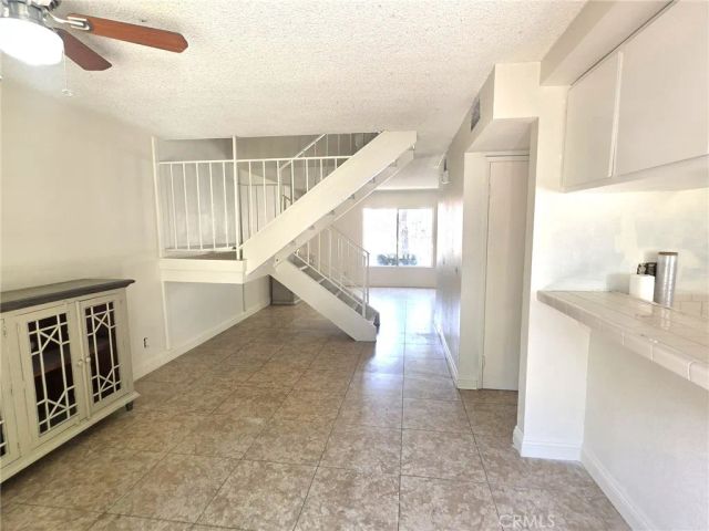 26938 Via Terraza, Saugus, CA 91350
