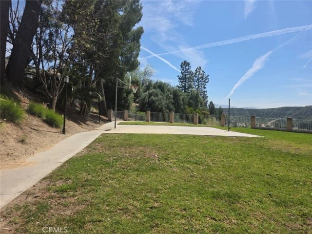 26938 Via Terraza, Saugus, CA 91350