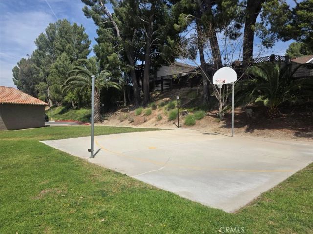 26938 Via Terraza, Saugus, CA 91350