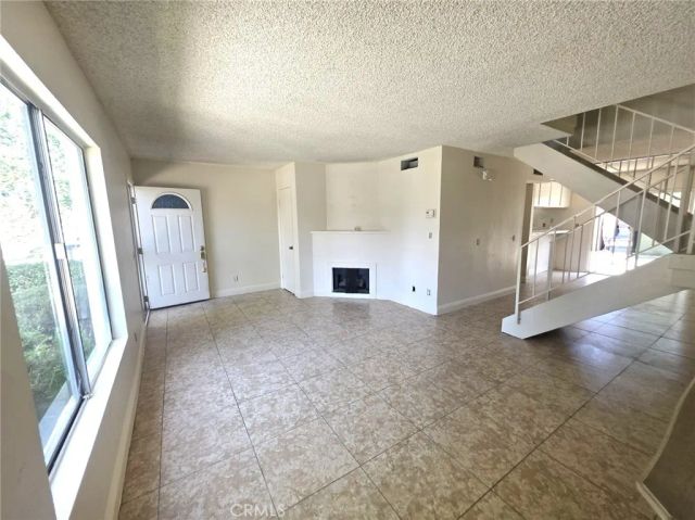 26938 Via Terraza, Saugus, CA 91350