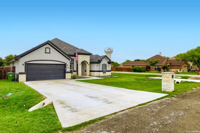 15710 Fair Ln, Selma, TX 78154