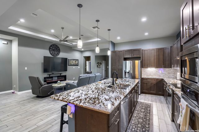 15710 Fair Ln, Selma, TX 78154