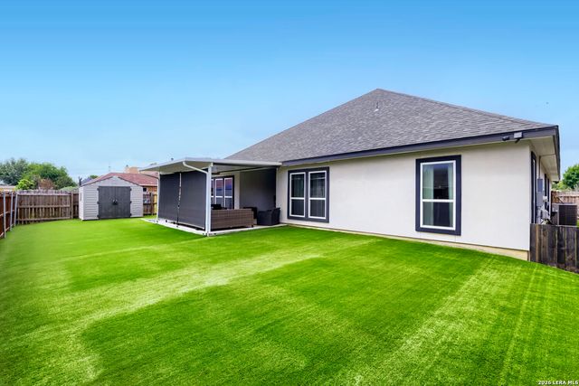 15710 Fair Ln, Selma, TX 78154