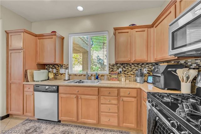2660 Strichen Avenue, Henderson, NV 89044