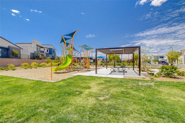 2660 Strichen Avenue, Henderson, NV 89044