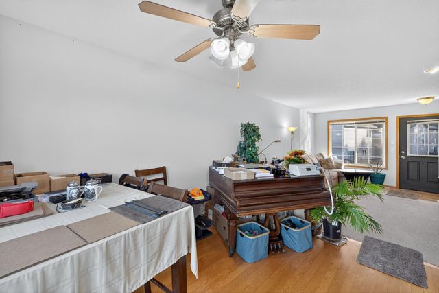 746 Baylee Place SW, Pine Island, MN 55963